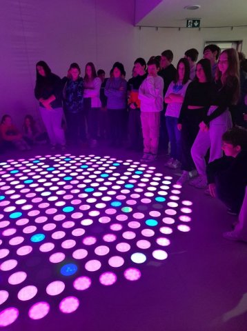 400762992_706813881376780_5208317109371548418_n