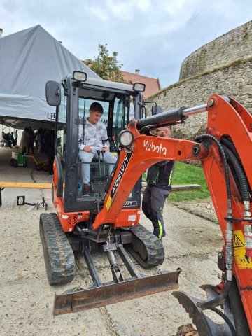 459775155_553555133760223_2249713070452373366_n