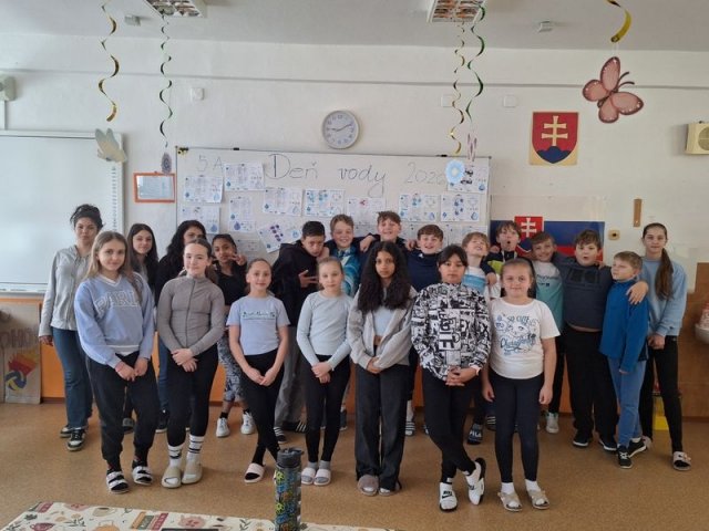 hdimg9e13bab2929b20f98b73d237beee18